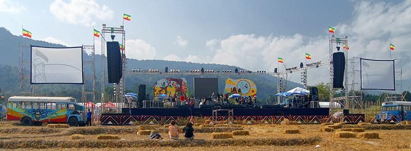 DSC00825c.jpg