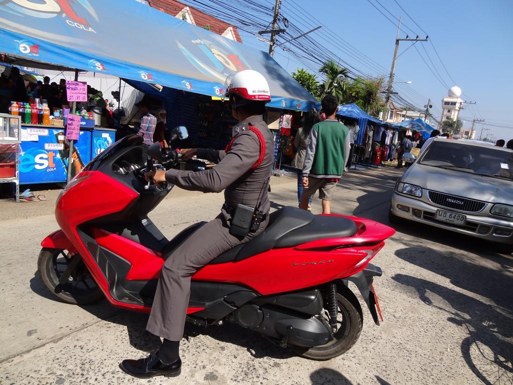 DSC05755_zpsb85be0a8.jpg