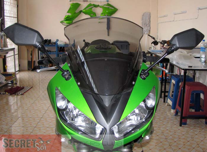 EX650MirrorsaSSR.jpg