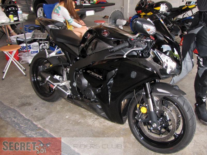 Feb6TrackDayzcSSR.jpg