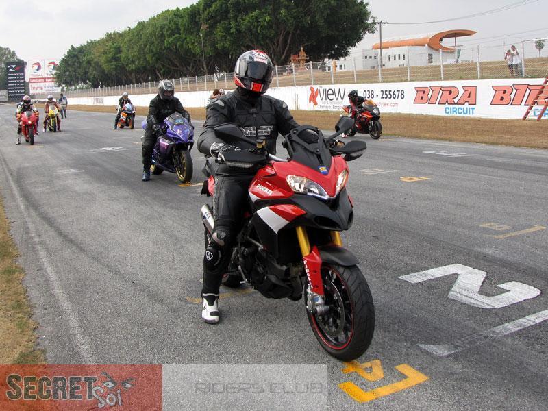 Feb6TrackDayzkSSR.jpg