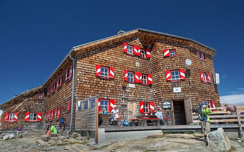 grossglockner-oberwalderhuette-2979m.jpg