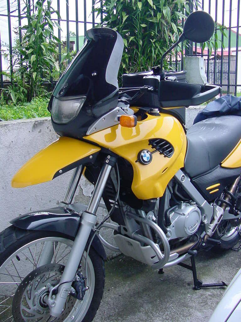GuzBMWTankBagOnFront.jpg