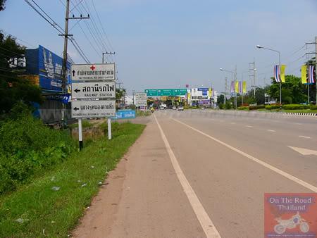 Highway2NongKhaiSthHeadingNorth6.jpg