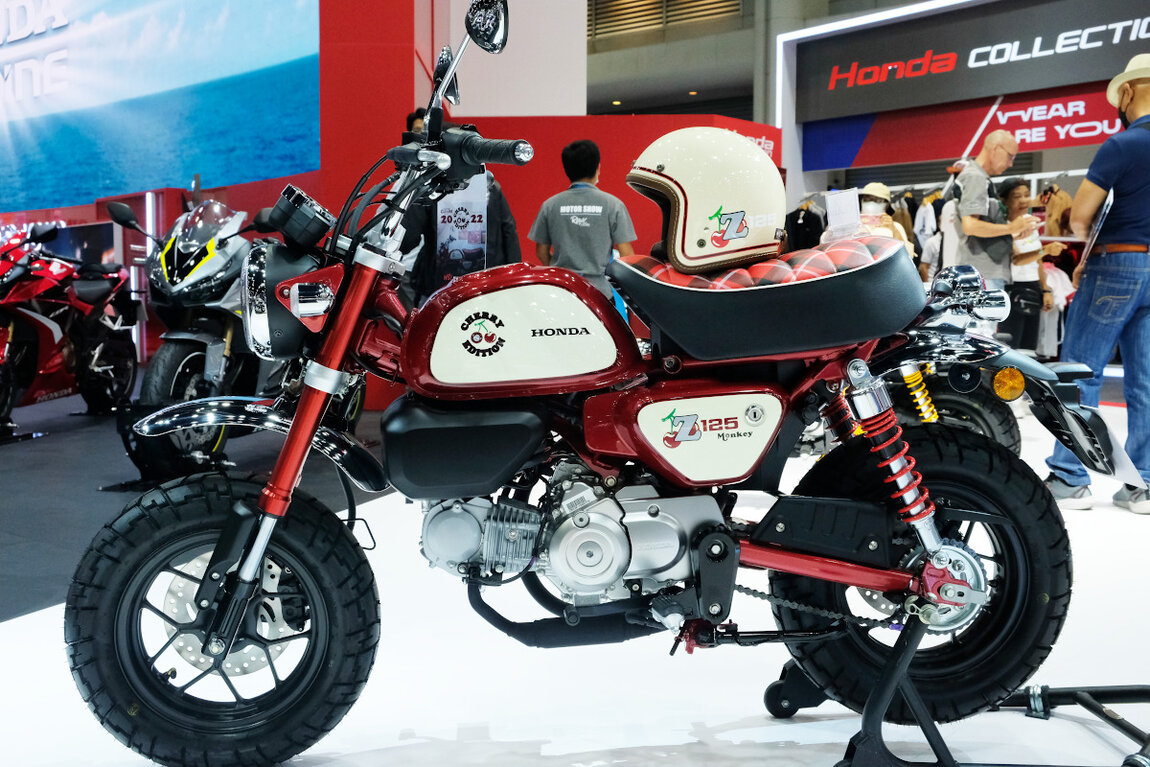 Honda-Monkey_Bike-Cherry-Edition.jpg