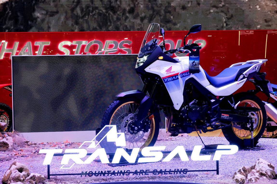 Honda_TransAlp750.jpg