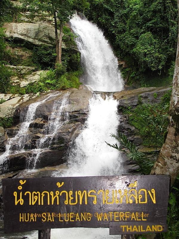 huai-sai-laeng-waterfall-img_8473.jpg