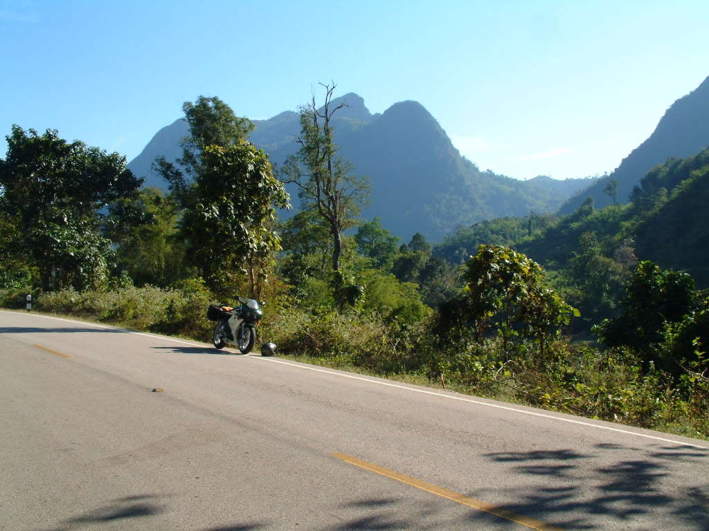 Hwy105.jpg