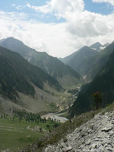 indiamain432.jpg