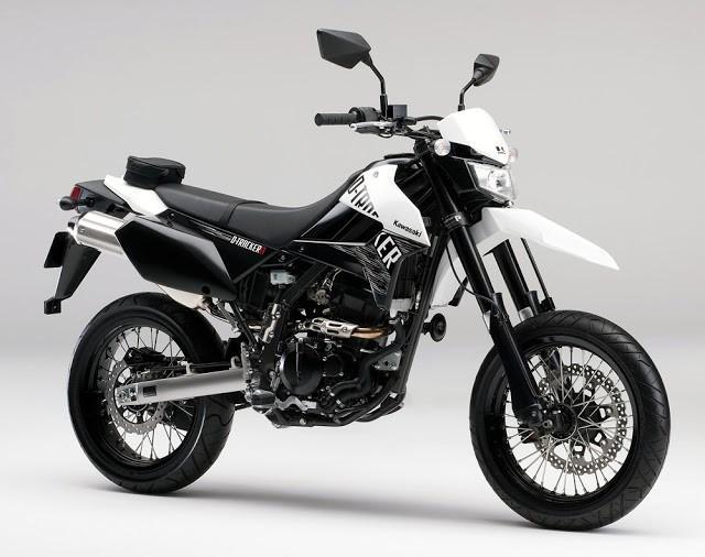 Kawasaki+D-Tracker+X+2013+03.jpg