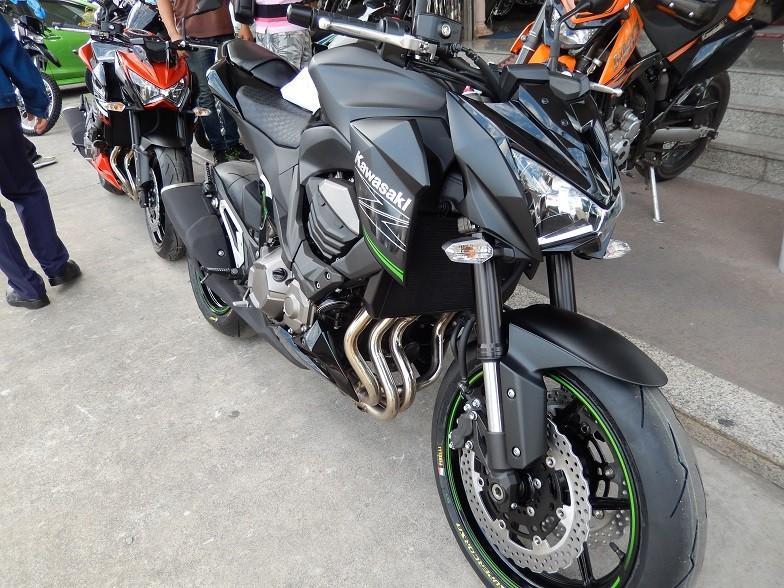 kawasaki8006.jpg