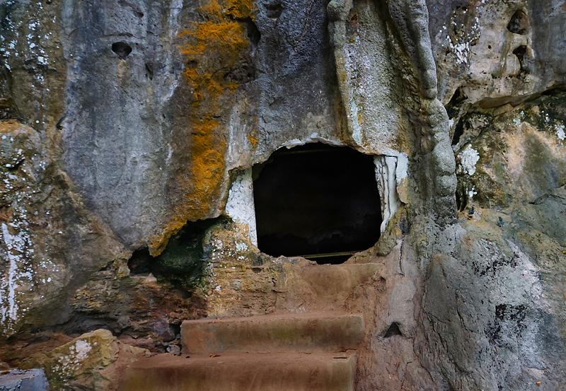 khanom-khao-wang-thong-cave-03dd.jpg
