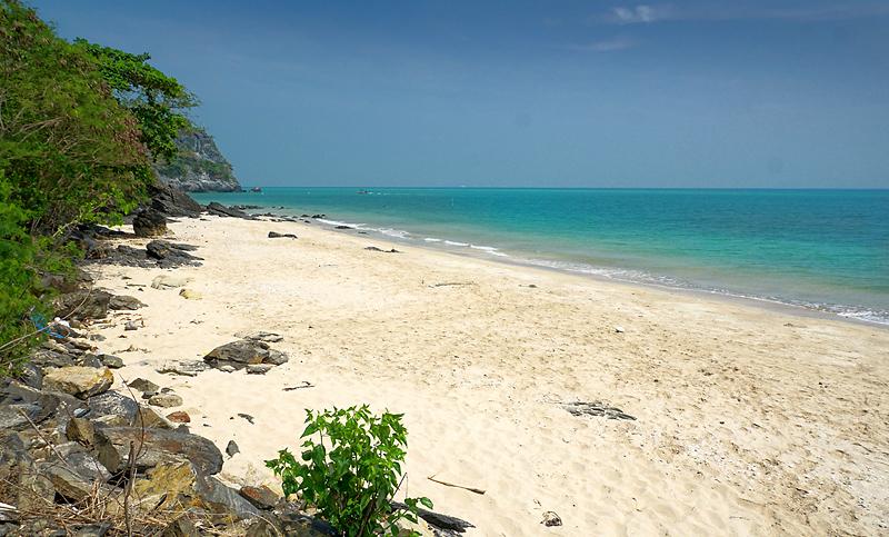 khanom-prathap-cape-hidden-beach-2dd.jpg