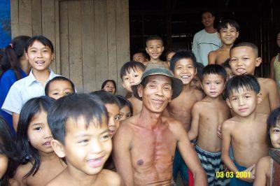 Kids_in_another_small_village4.jpg