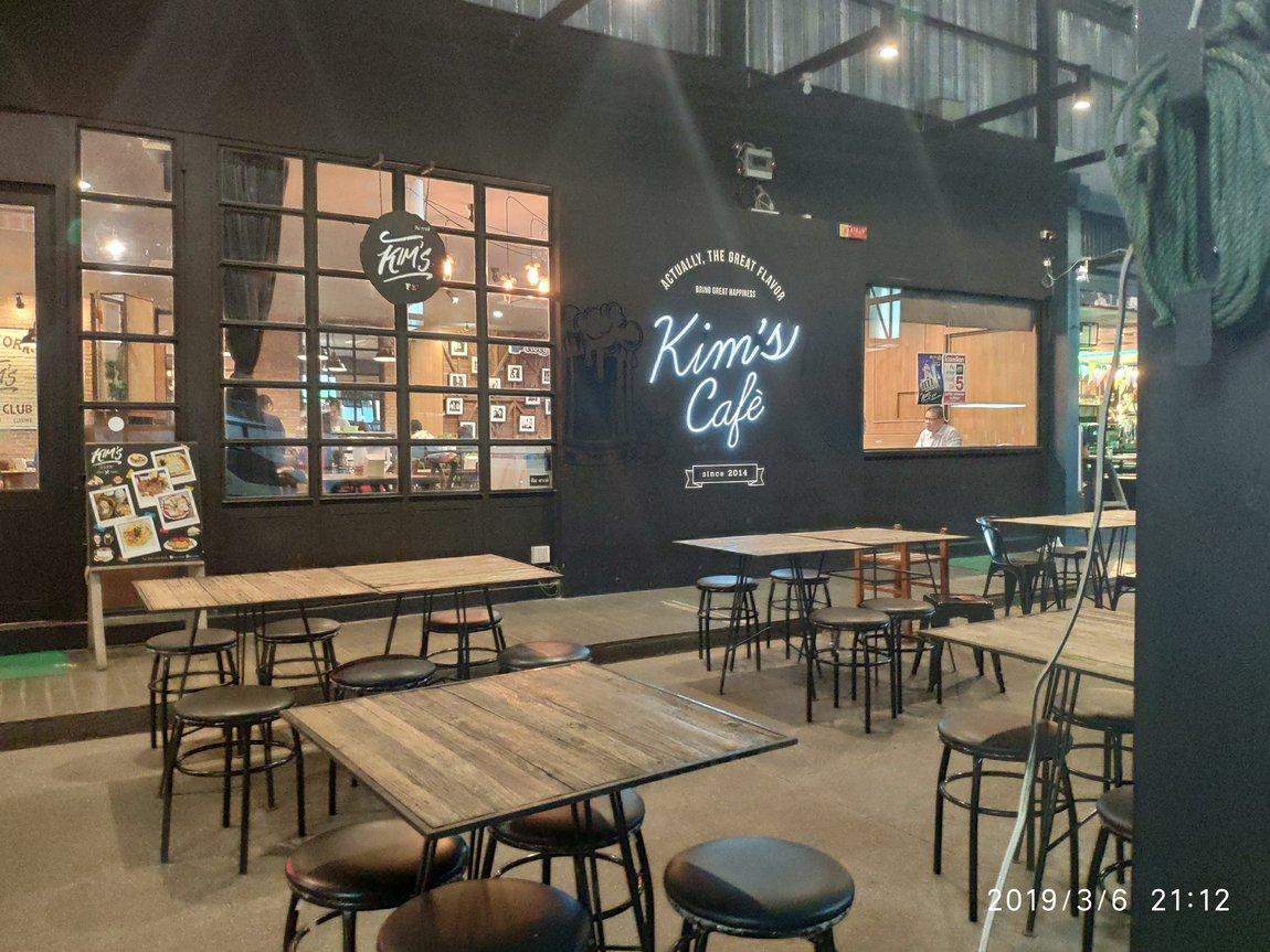 kims-cafe-phrae (1).jpg