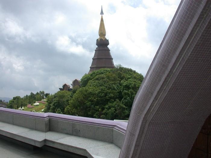 Kings_Palace_Inthanon_1.jpg