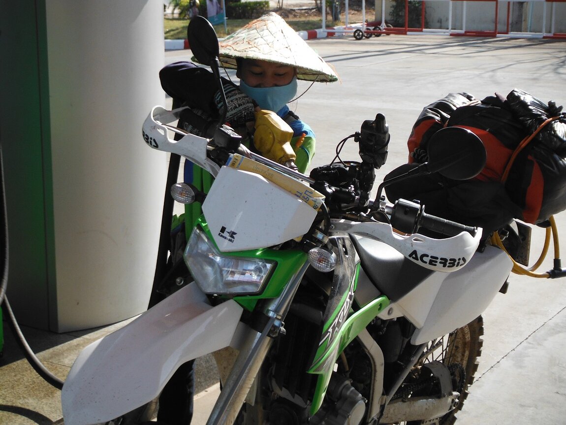 KLX250 (3).JPG