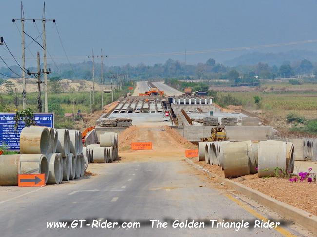 Kok-River-Bridge-GTR-IMG_3118-.jpg