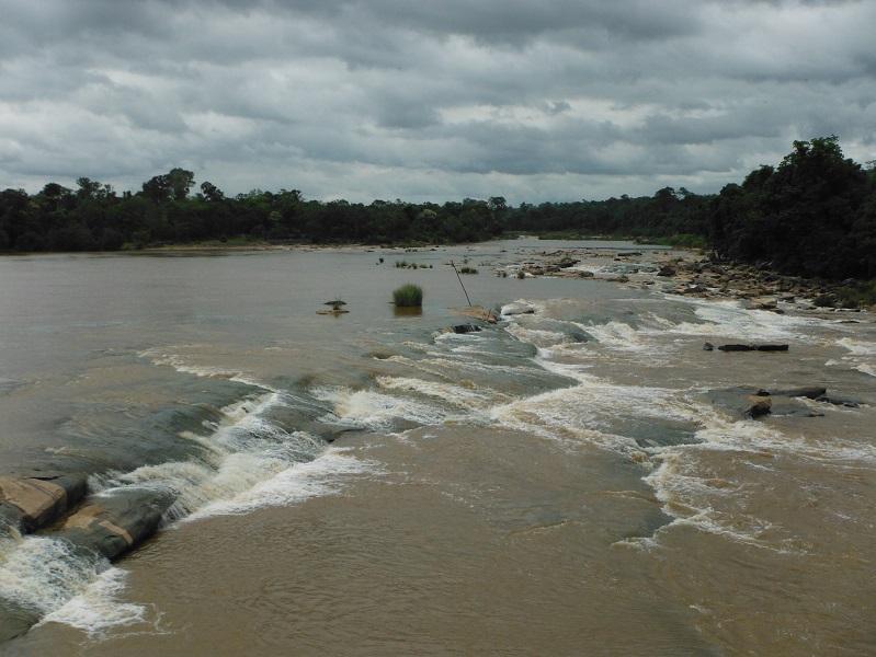 Laos%20Bamboo%20bridge%20Motorcycle%20%2016.jpg