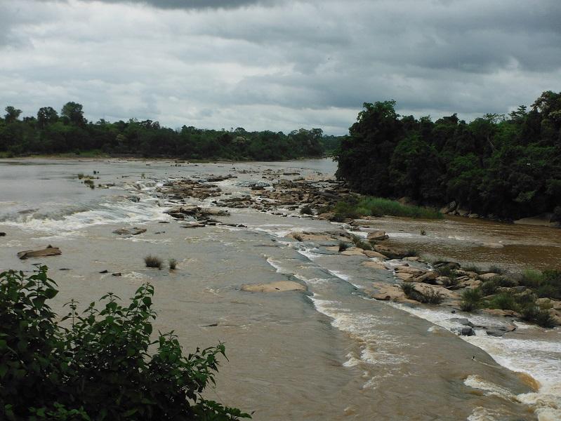 Laos%20Bamboo%20bridge%20Motorcycle%20%2018.jpg