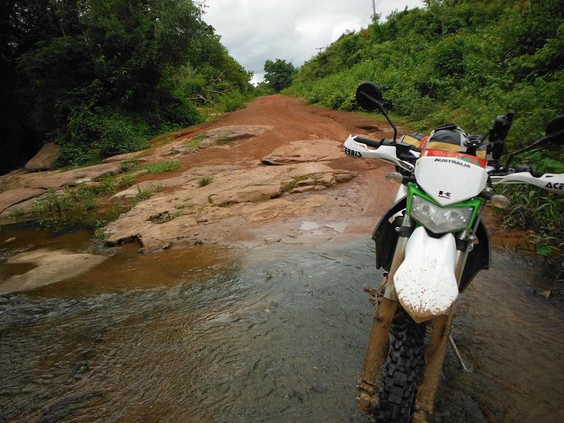 Laos%20Bamboo%20bridge%20Motorcycle%20%207.jpg