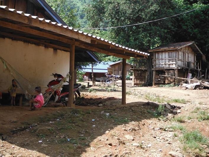 Laos%20Motorcycle%20Asia%20%2027.jpg