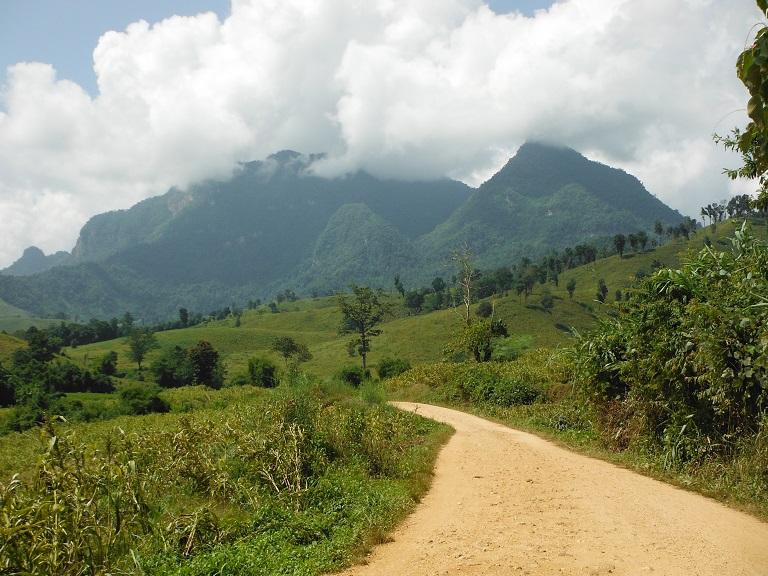 Laos%20Motorcycle%20Asia%20%2035.jpg