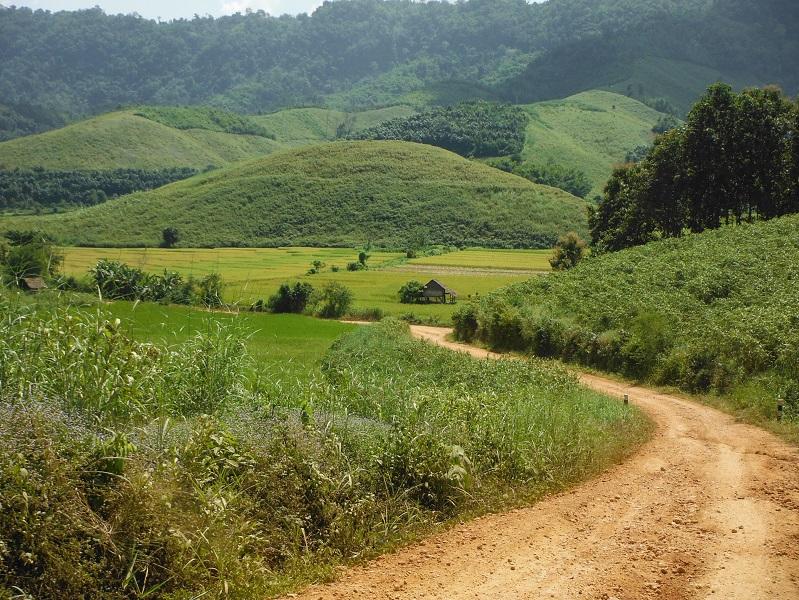 Laos%20Motorcycle%20Asia%20%2038.jpg