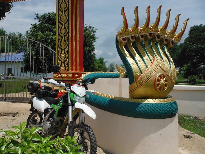 Laos%20Savannakhet%20Thakhek%20motorcycle%2014.jpg