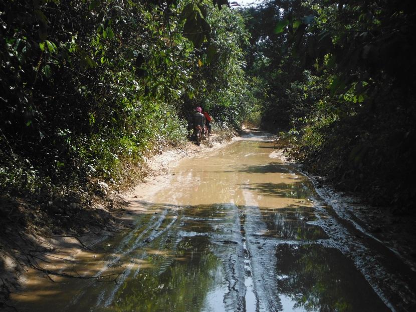 Laos-Asia-Motorcycle106_zps0924e857.jpg