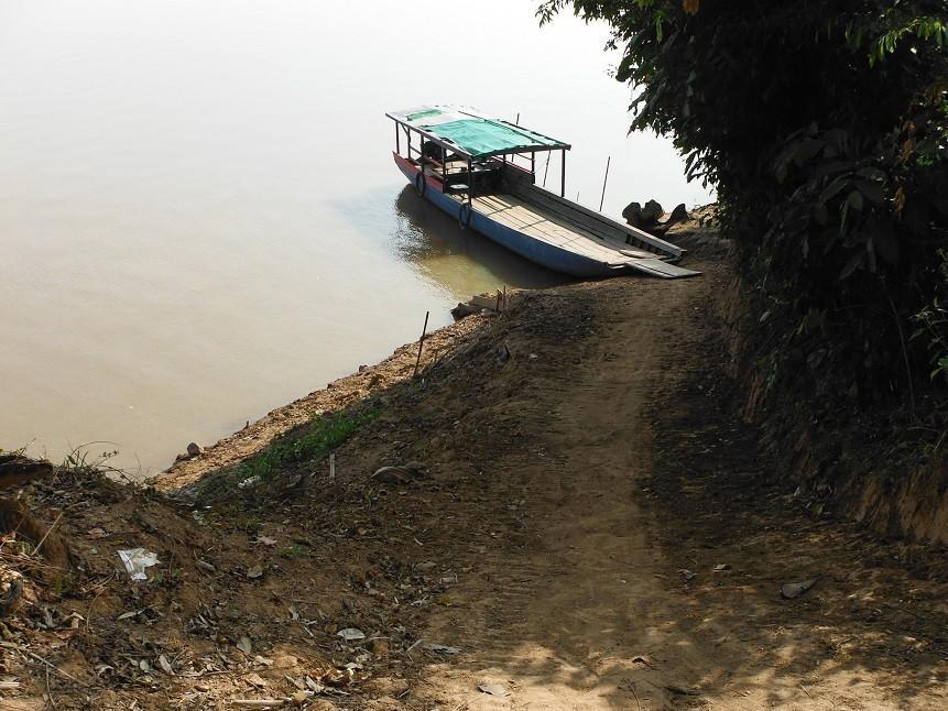 Laos-Asia-Motorcycle14_zpsd1ca04b9.jpg