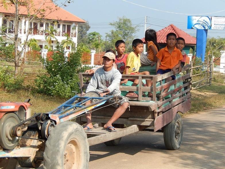 Laos-Asia-Motorcycle23_zps1dd22a7f.jpg