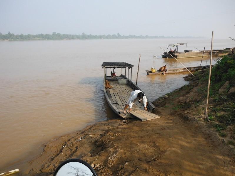 Laos-Asia-Motorcycle45_zpsc5a9bf83.jpg