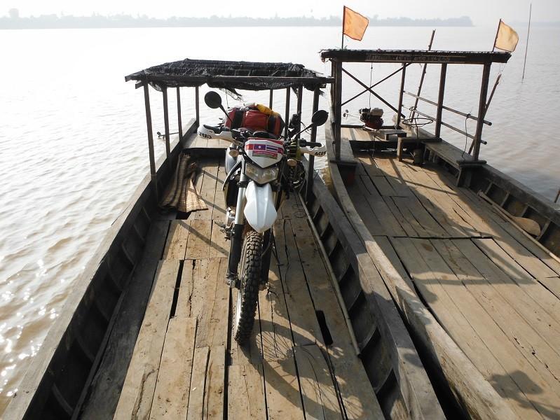 Laos-Asia-Motorcycle46_zps718402f4.jpg