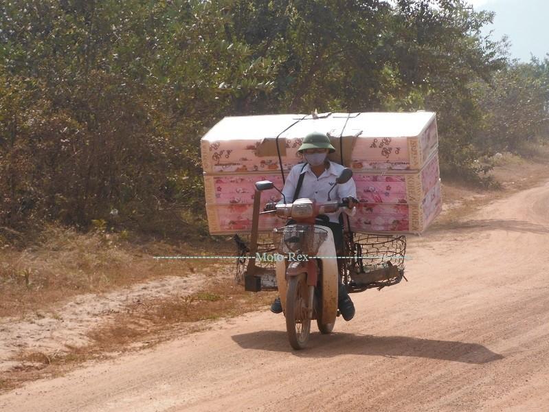 Laos-Asia-Motorcycle5_zps0dda8c99.jpg