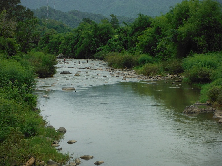 Laos-Xam Neua-Muang et-Motorcycle (57).JPG