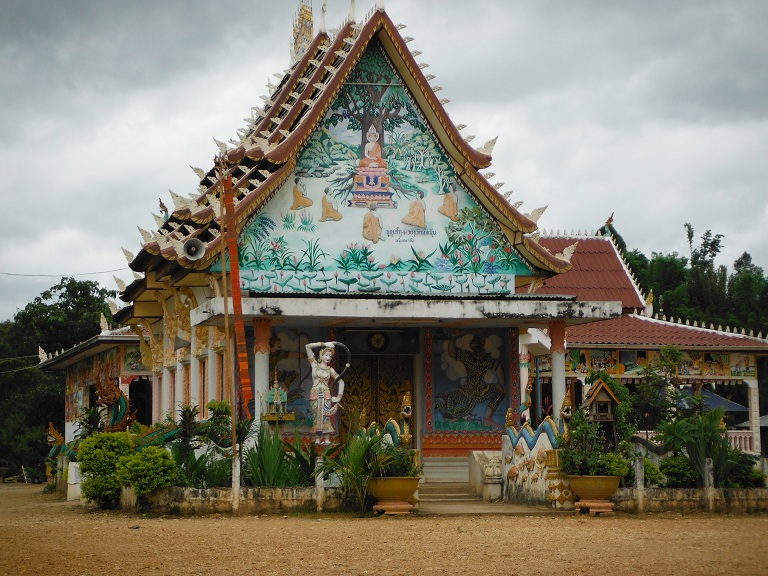 Laos-Xam Neua-Muang et-Motorcycle (66).JPG