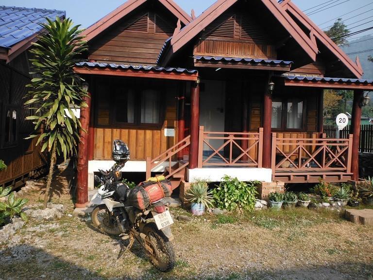 LaosmotorcyclePhonsavan20.jpg