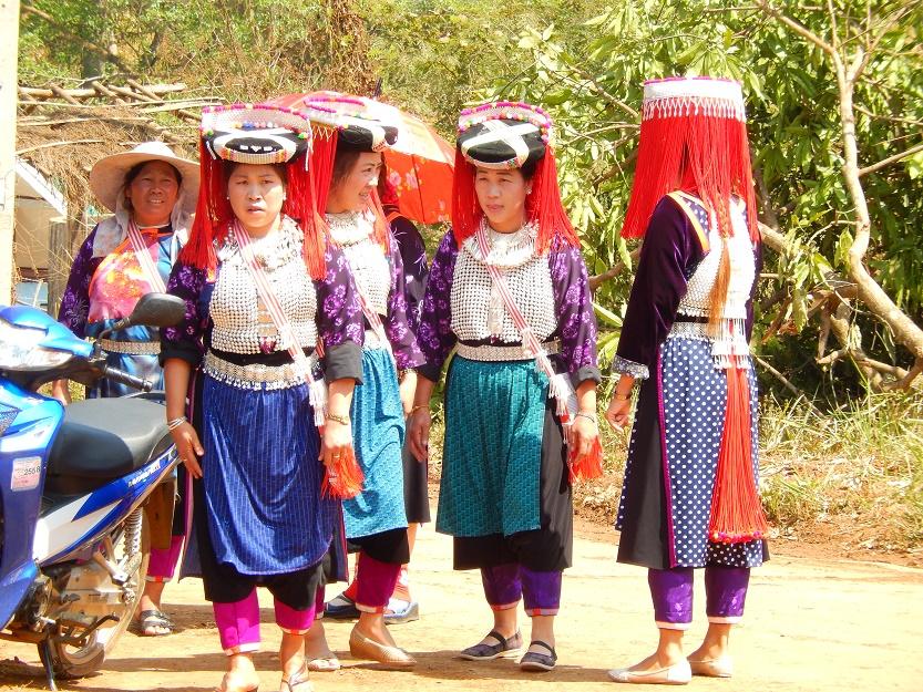 Lisu%20New%20year%20hill%20tribe%20thailand%2014.jpg