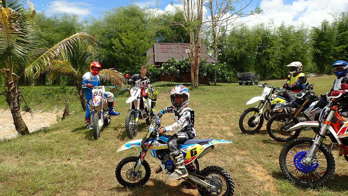 LRM_EXPORT_20170513_174218-X2.jpg