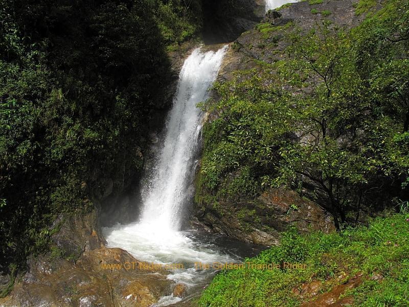 mae-pan-waterfall-img_8532.jpg