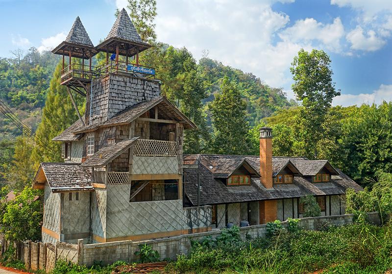 mae-rim-funny-house-small.jpg