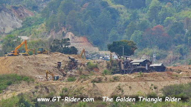 MaeWangLoop-GTR-IMG_0026-.jpg