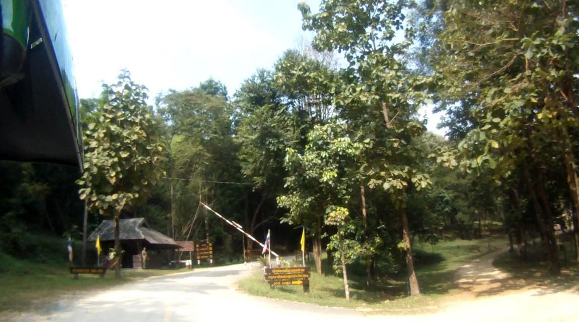 MaeWongNationalParkFrame3.jpg