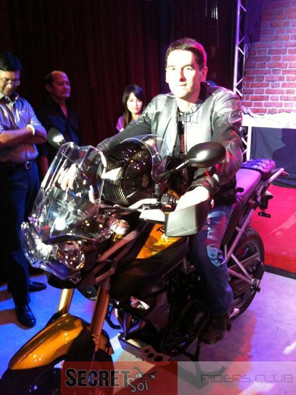Mar16TriumphTiger800MeSSR.jpg