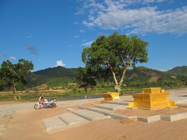 mekong-friendship-bridge-site-chiang-khong-004.jpg