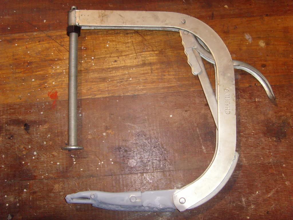 modifiedvalvespringcompressor.jpg
