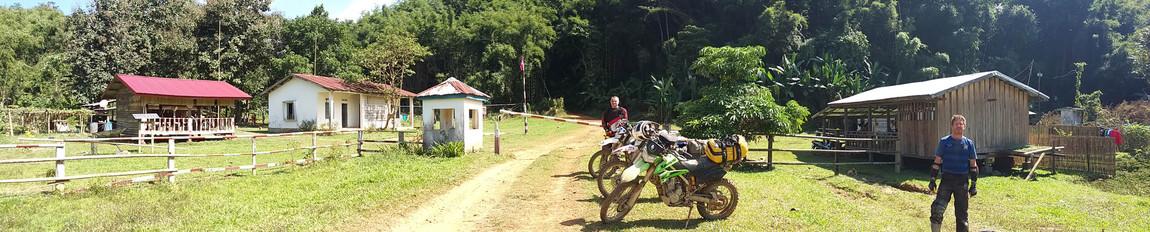 motolao-tours-laos%20%28501%29-X3.jpg