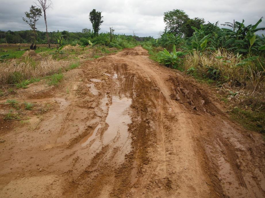 Motorcycle%20Laos%20Vietnam%20%2013.jpg