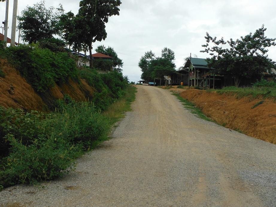 Motorcycle%20Laos%20Vietnam%20%206.jpg